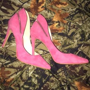 Pink suede pumps
